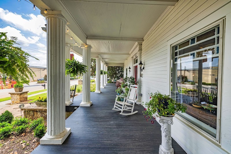The Veranda Historic Inn in Newnan, Georgia, United States