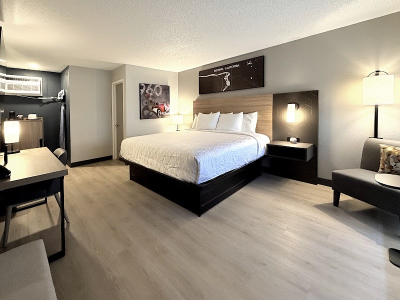 Thunderbird Lodge in Redding, California, United States