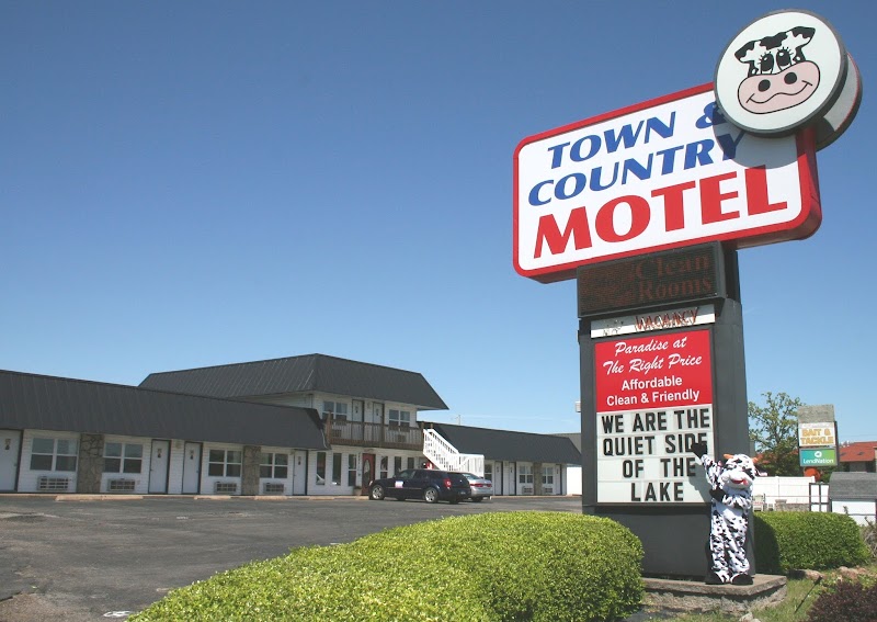 Town & Country Motel in Osage Beach, Missouri, United States