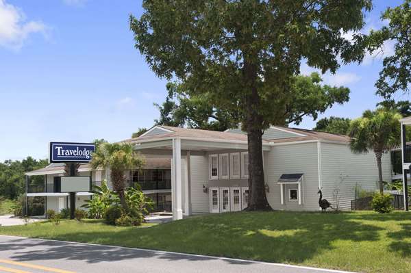 Travelodge by Wyndham Ocean Springs in Ocean Springs, Mississippi, United States