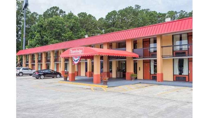 Travelodge by Wyndham Savannah Area/Richmond Hill in Richmond Hill, Georgia, United States