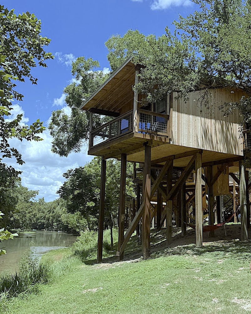 Treetop Bed & Breakfast in New Braunfels, Texas, United States