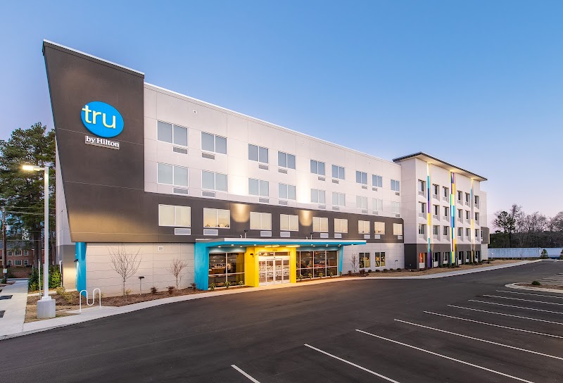Tru by Hilton Fayetteville I-95 in Fayetteville, North Carolina, United States