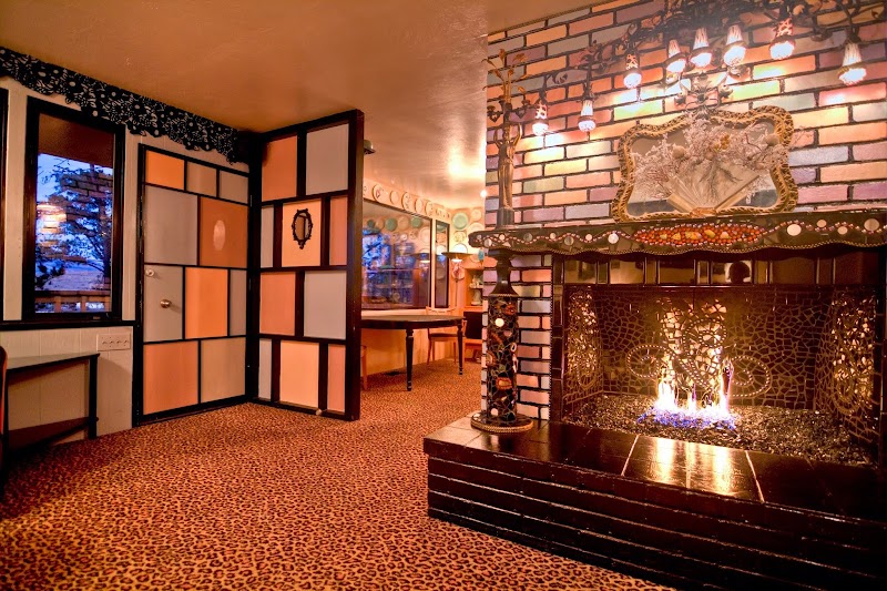 Victoria's Last Resort in Cambria, California, United States