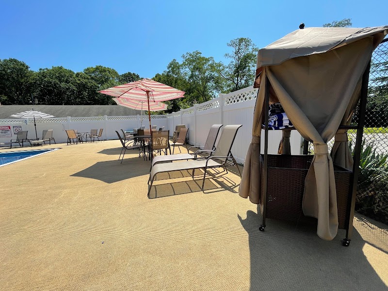 Viking Shores Motor Inn in Eastham, MA, United States