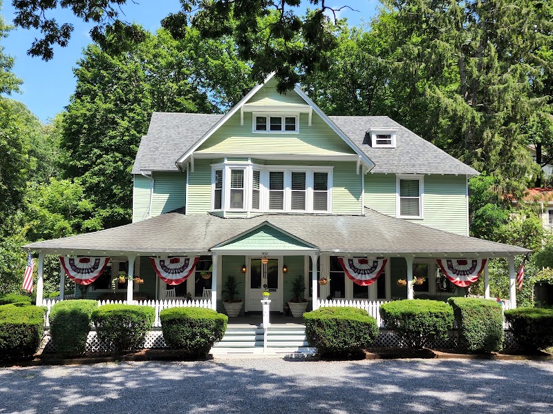 Vine Cottage Inn in Covington, Virginia, United States