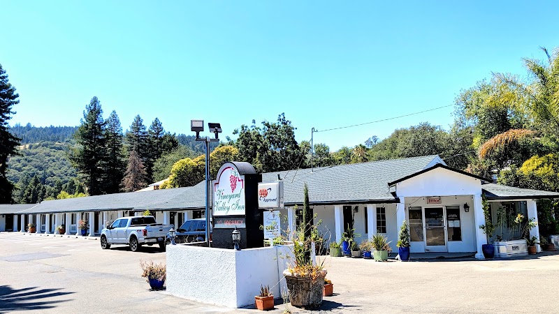 Vineyard Valley Inn in Cloverdale, California, United States