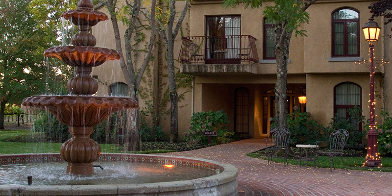 Vintners Resort in Santa Rosa, California, United States