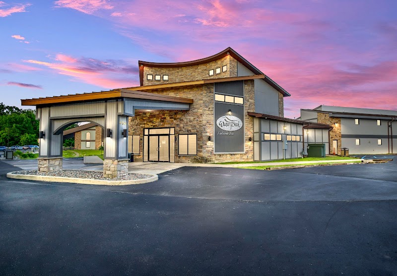 Waterbird Lakeside Inn in Chesterton, Indiana, United States