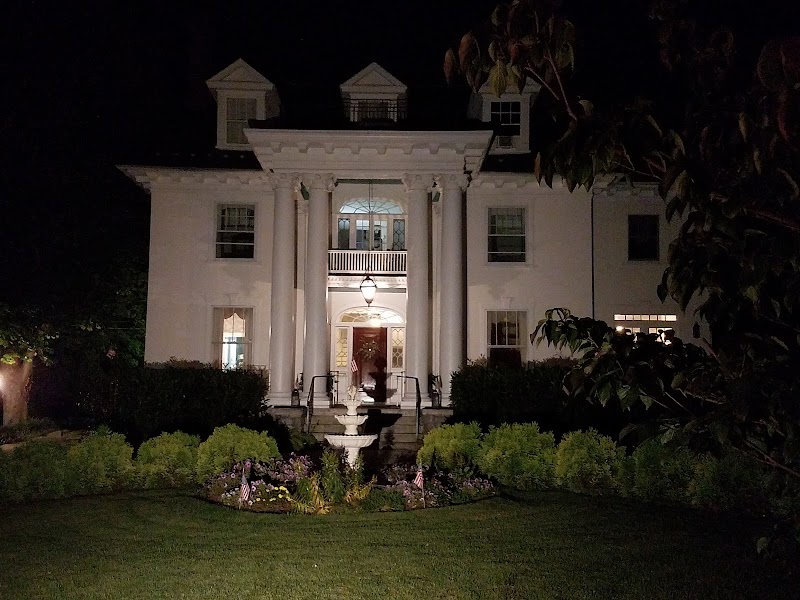 White Hall Manor Bed & Breakfast in Greencastle, Pennsylvania, United States