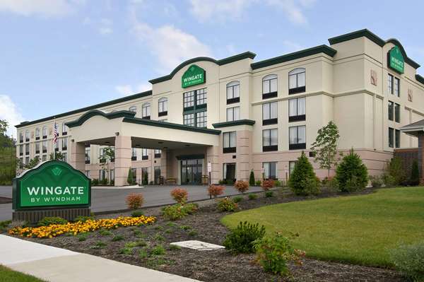Wingate by Wyndham Bridgeport in Bridgeport, West Virginia, United States