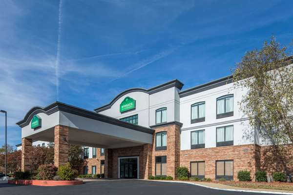 Wingate by Wyndham Columbus in Columbus, Mississippi, United States