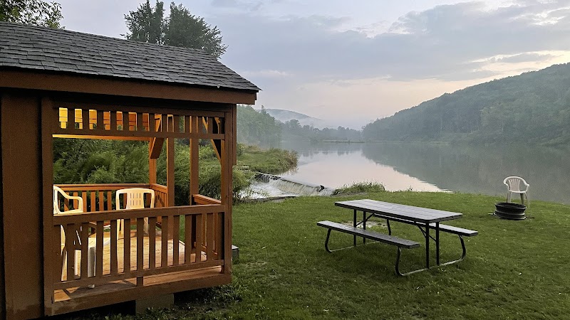Yogi Bear's Jellystone Park Camp-Resort: Finger Lakes in Penn Yan, New York, United States