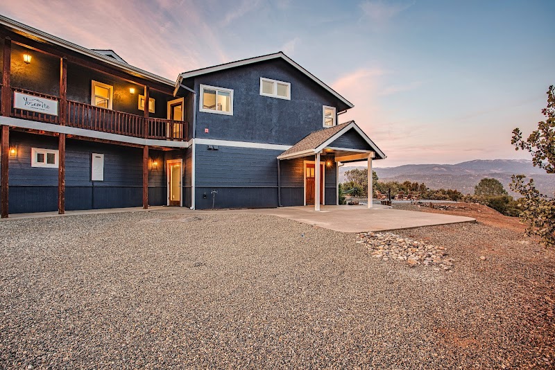Yosemite Sierra View in Oakhurst, California, United States