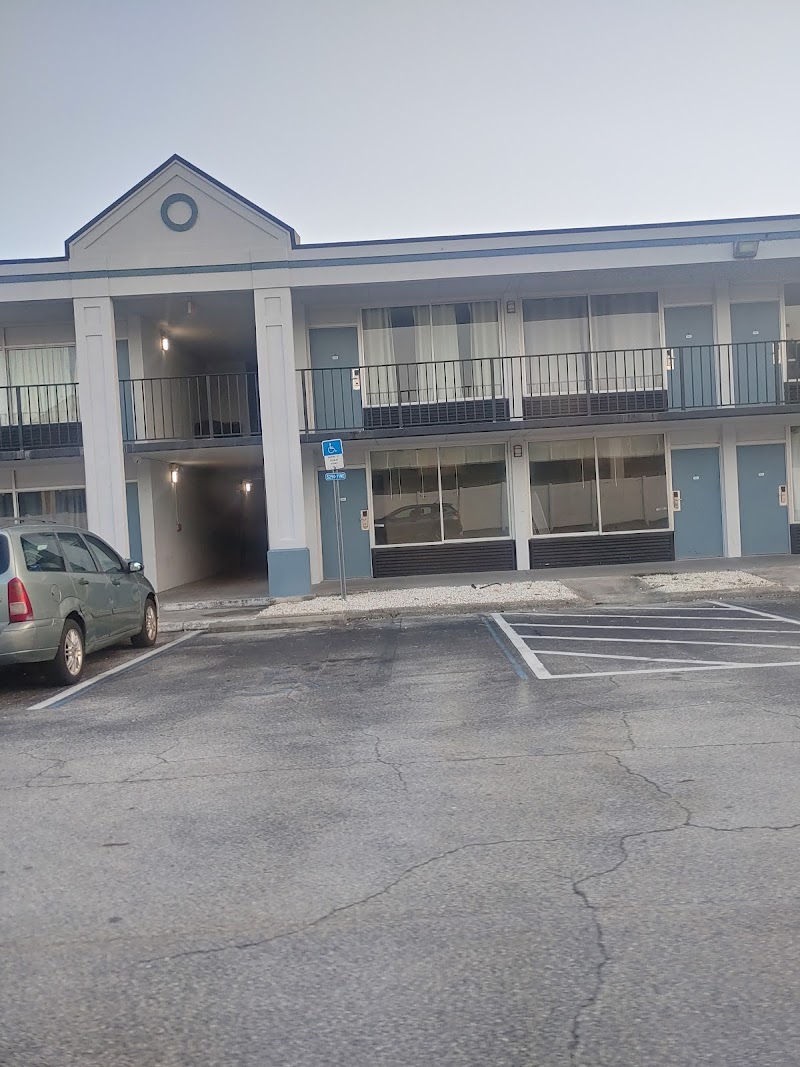 Zen Living Suites - Orange Park in Orange Park, Florida, United States