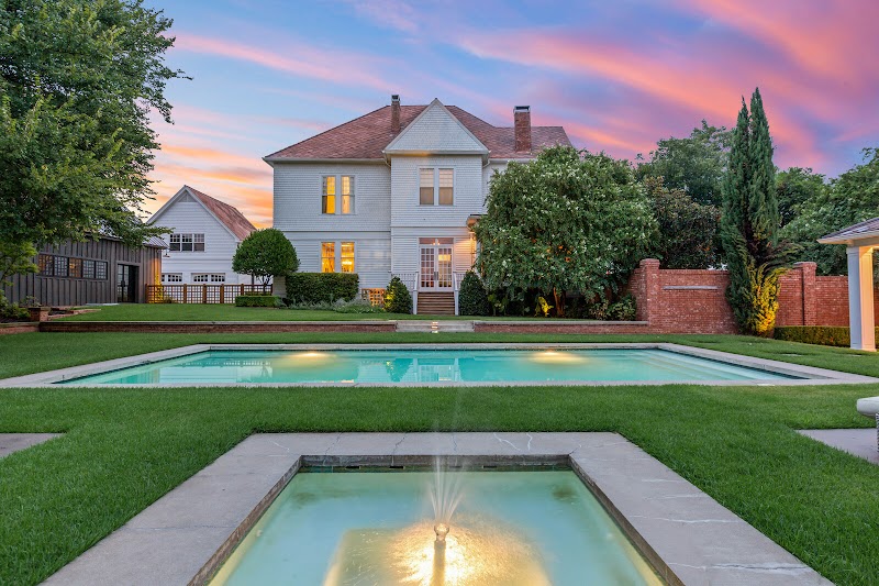 1920s Rock House in Waco, Texas, United States