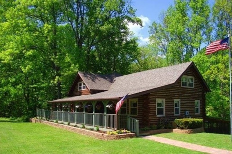 Acorn Ridge Bed & Breakfast in Bloomington, Indiana, United States