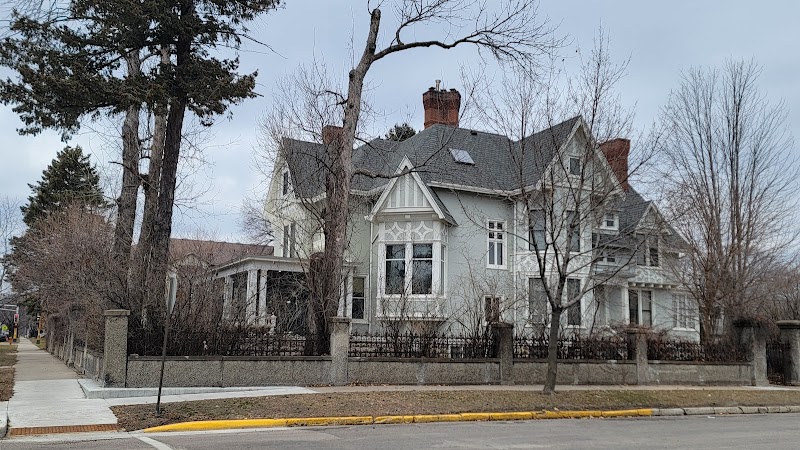 Alexander Mansion Historic Bed and Breakfast in Winona, Minnesota, United States