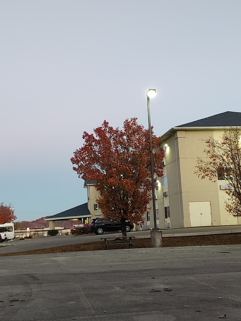 AmeriStay Hotel Waverly in Waverly, Ohio, United States