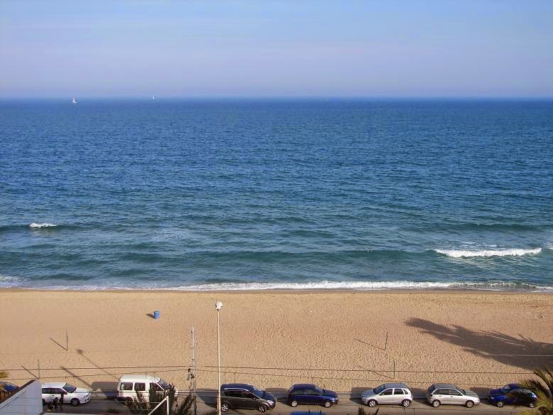 Apart-Hotel Miramar Badalona in Badalona, Spain