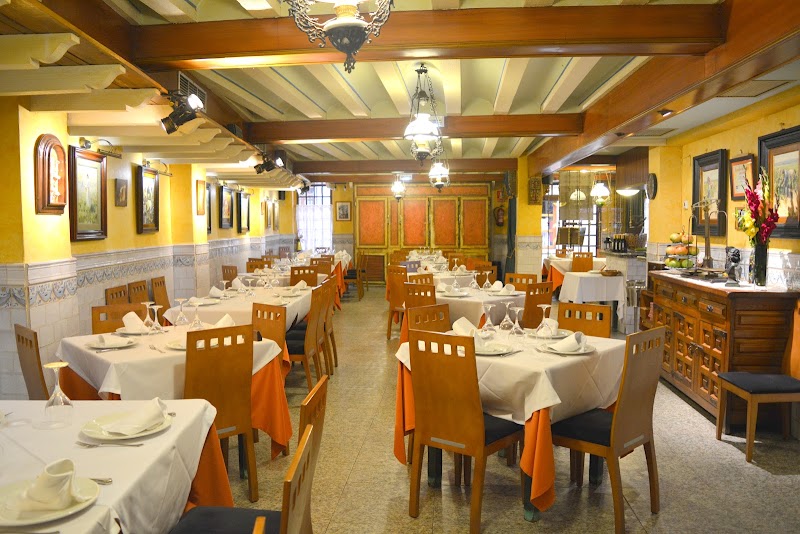 Apartamentos Turísticos Beethoven Haro in Haro, Spain