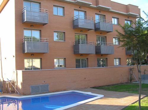 Aparthotel Bardon in Castelldefels, Spain