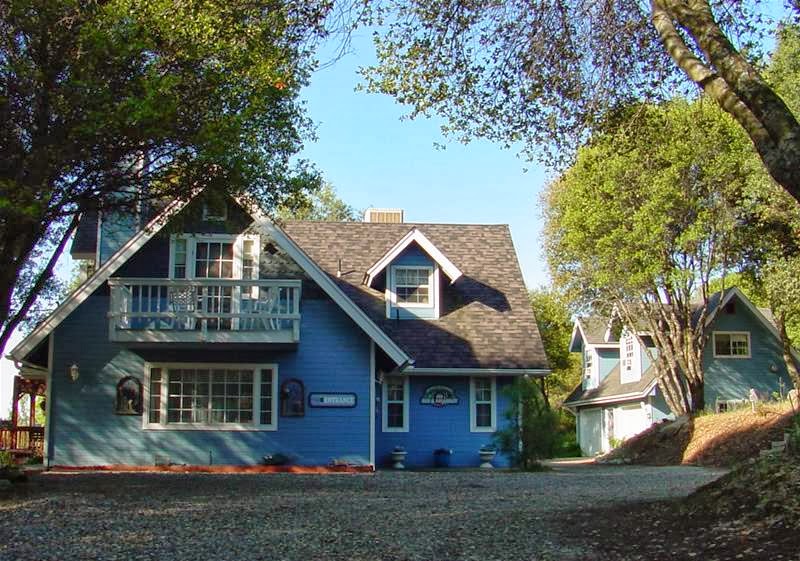 Apple Blossom Inn in Oakhurst, California, United States