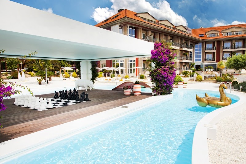 Augusta Eco Wellness Resort in Sangenjo, Spain