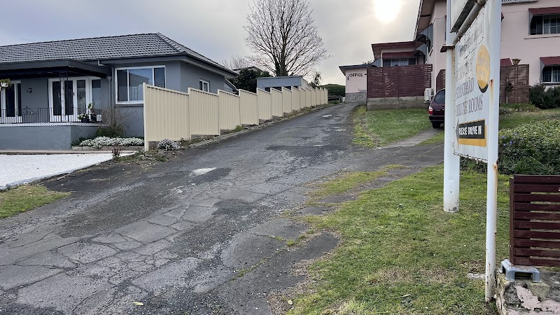 Avalon Motel in Mount Gambier, Australia