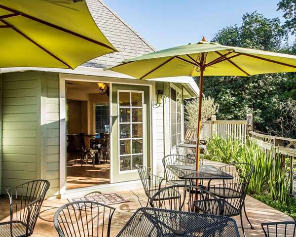 Baechtel Creek Inn in Willits, California, United States