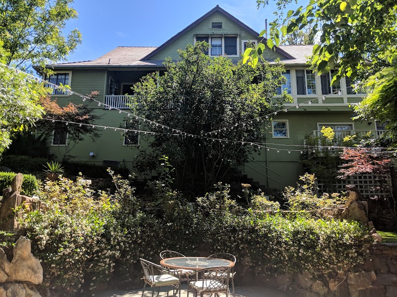 Barretta Gardens Inn in Sonora, California, United States