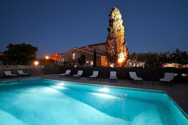 Bastide des Demoiselles in Roussillon, France