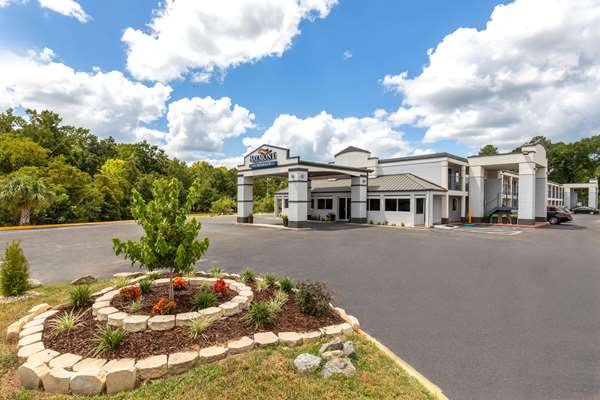 Baymont by Wyndham Dothan in Dothan, Alabama, United States