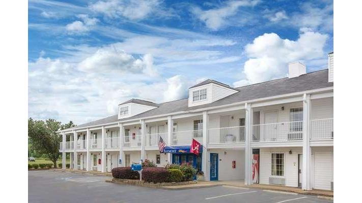 Baymont by Wyndham Tuscaloosa in Tuscaloosa, Alabama, United States