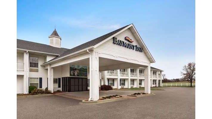 Baymont by Wyndham Washington in Washington, Indiana, United States