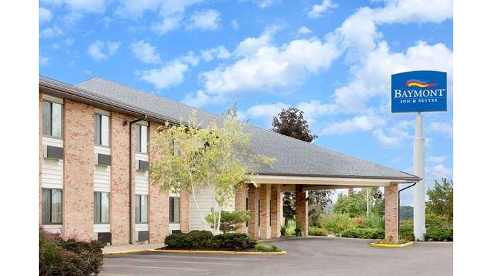 Baymont by Wyndham Zanesville in Zanesville, Ohio, United States