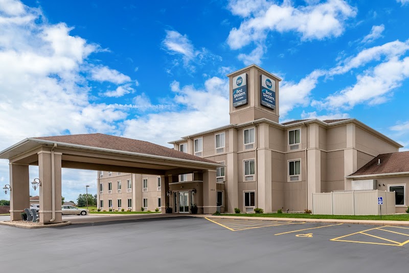 Best Western Legacy Inn & Suites Beloit/South Beloit in South Beloit, Illinois, United States