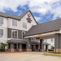 Best Western Plus Hobby Airport Inn & Suites