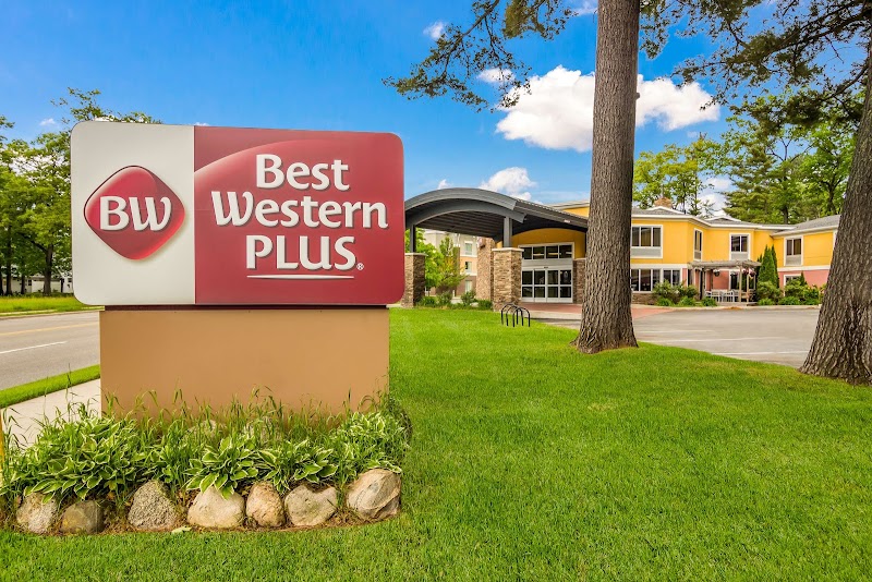 Best Western Plus Traverse City in Traverse City, Michigan, United States