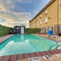 Best Western Plus University Inn & Suites