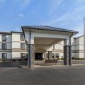 Best Western St. Clairsville Inn & Suites