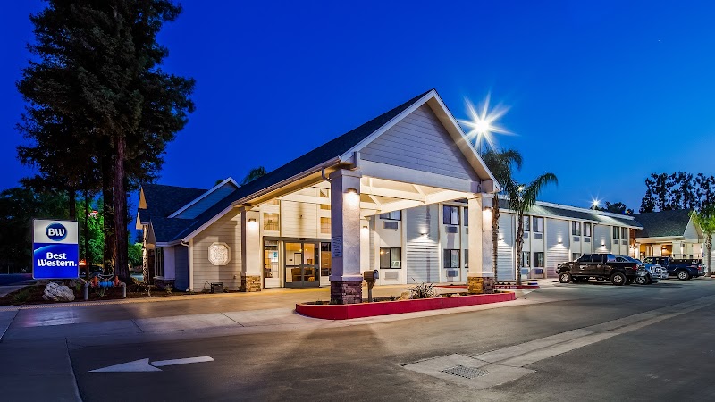 Best Western Town & Country Lodge in Tulare, California, United States