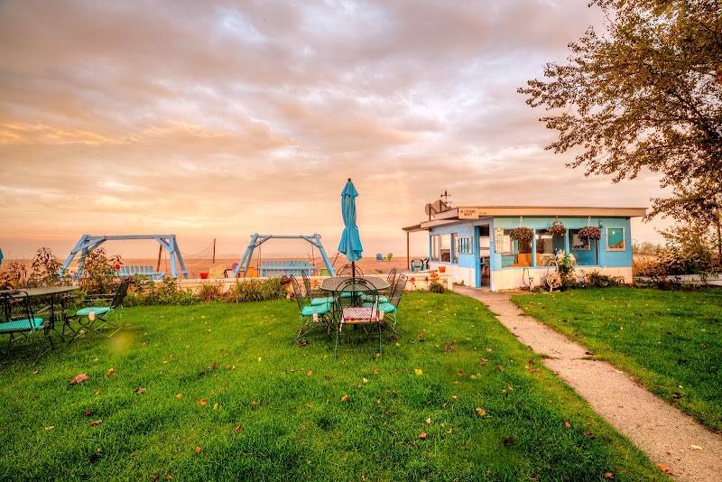 Blue Horizon Court in Alpena, Michigan, United States
