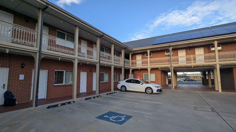 Bolton on the Park in Wagga Wagga, Australia