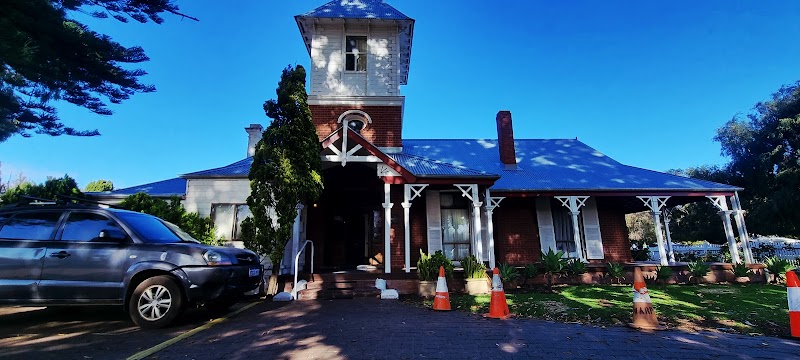 Busselton Ithaca Motel in Busselton, Australia