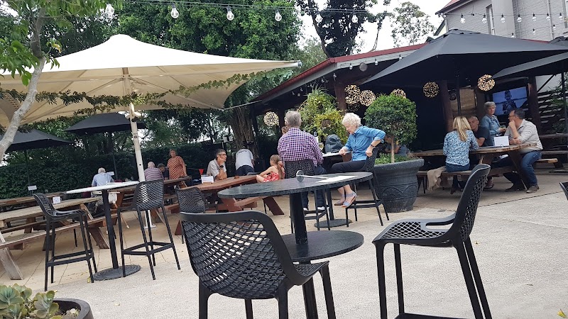 Caledonian Hotel Motel in Hamilton, Australia