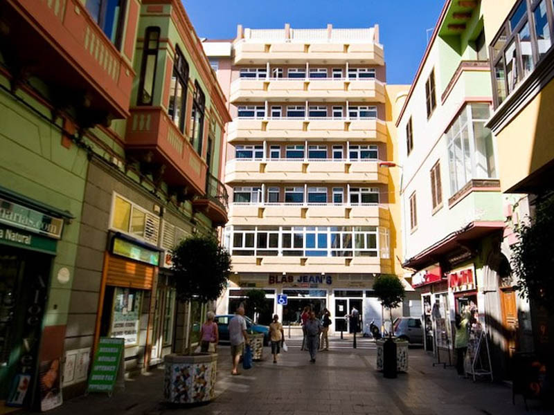 Catalina Park Apartments in Las Palmas, Spain