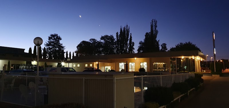 Central Motel & Apartments, Best Western Signature Collection in Queanbeyan, Australia