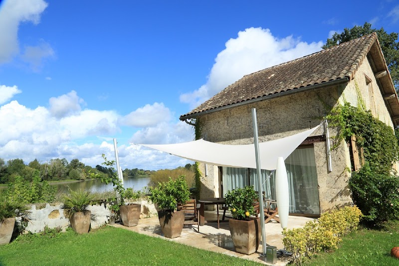 Château de Courtebotte in Libourne, France