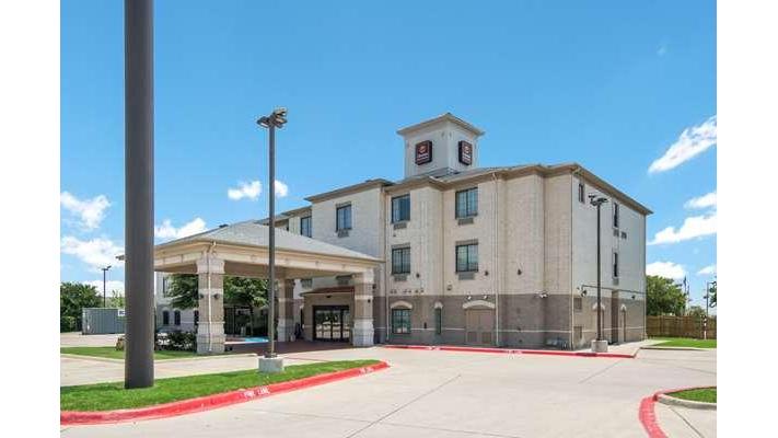 Clarion Inn & Suites Weatherford South in Weatherford, Texas, United States